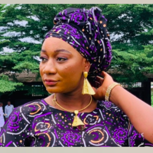 Sisi Alagbo Biography